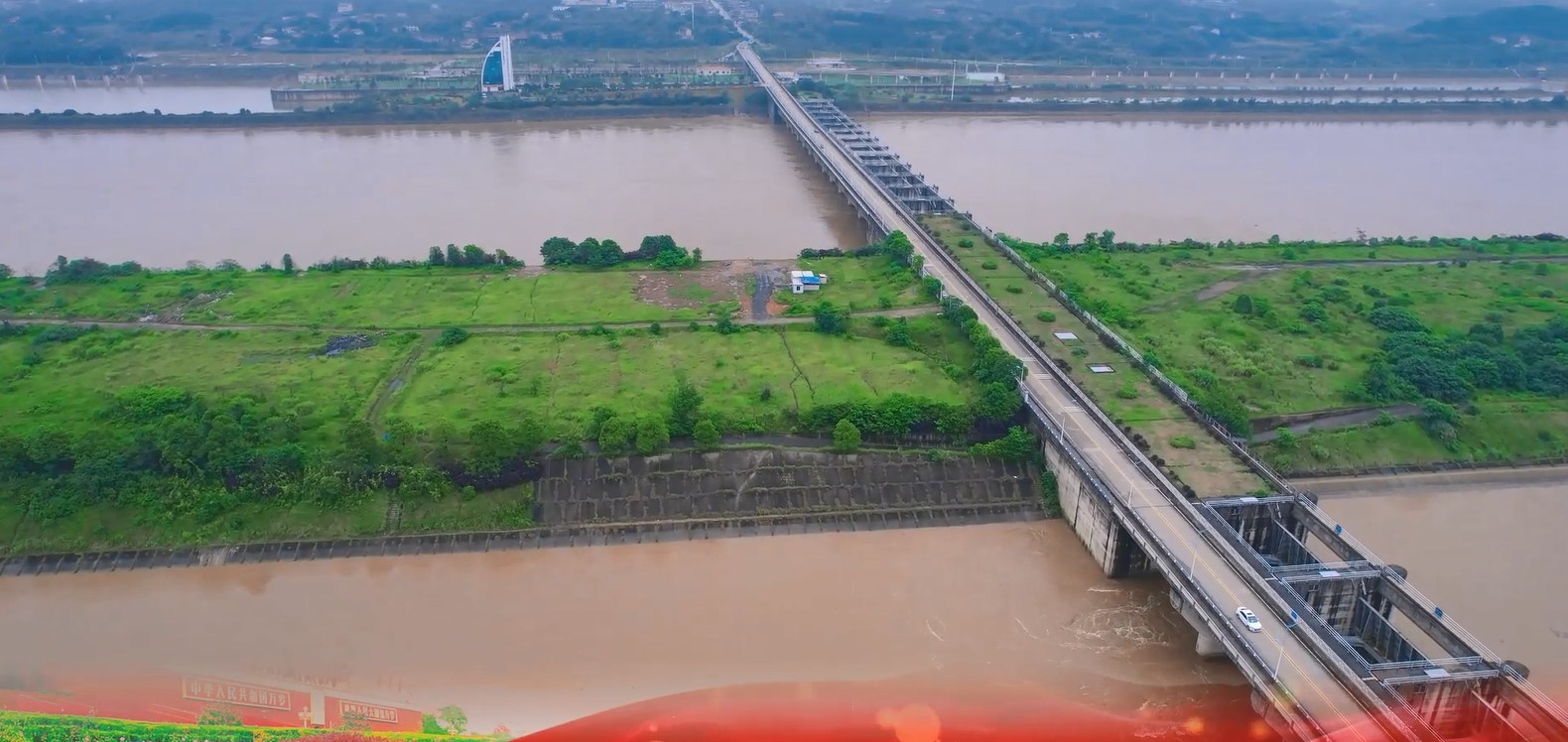 多措并舉強(qiáng)綜治，千方百計(jì)維穩(wěn)定