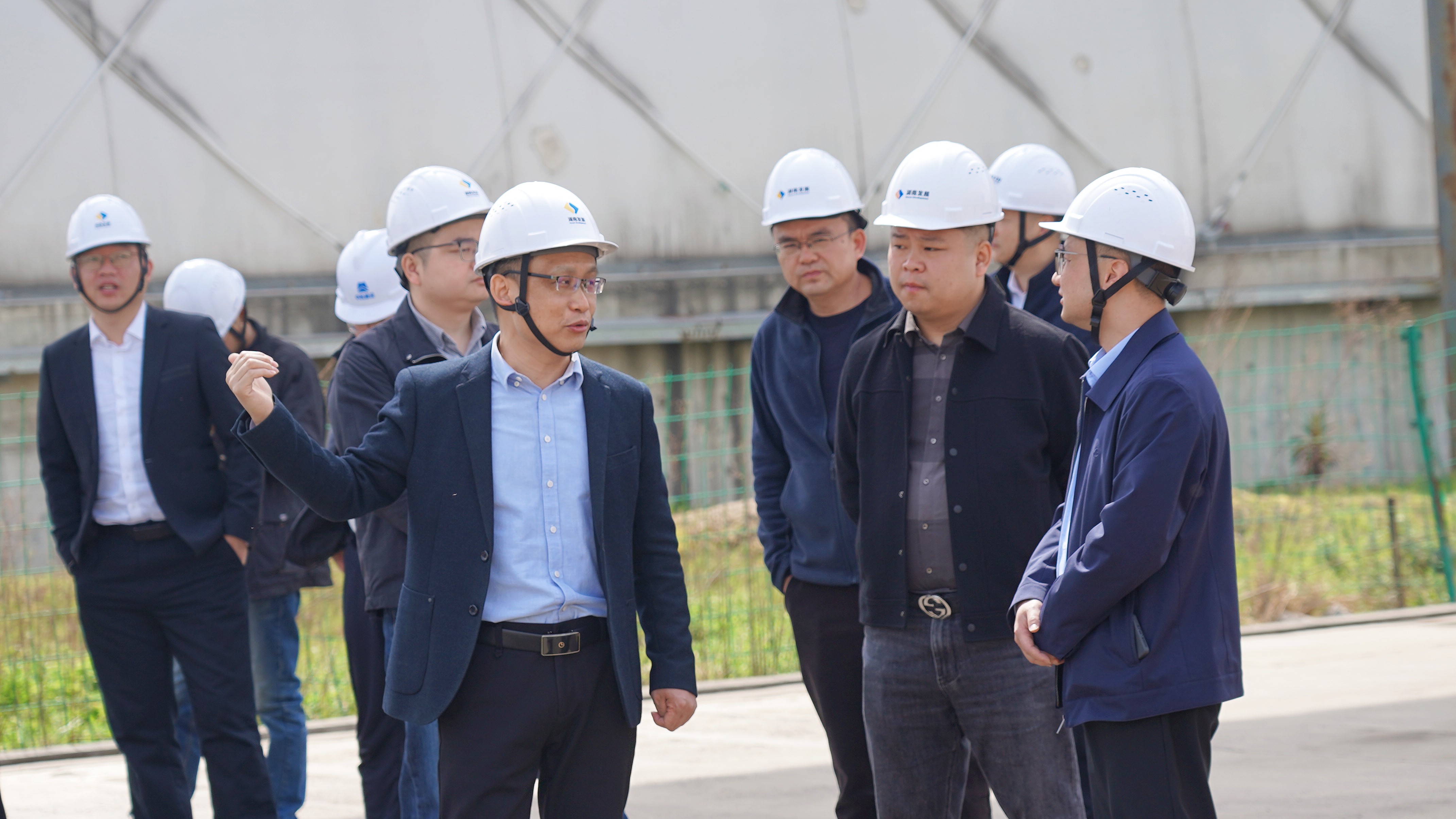 沅江市副市長雷亮調研湖南發展機制砂和砂石集散中心項目